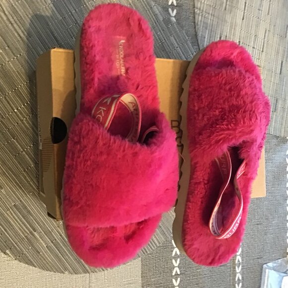 KOOLABURRA by Ugg Girl's Fuzz'n Slippers/Slides--Raspberry/Hot Pink, Size 2 - Picture 5 of 5